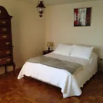 Departamento Amoblado Av. Grecia