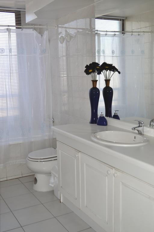 Departamento Amoblado Av. Grecia *
